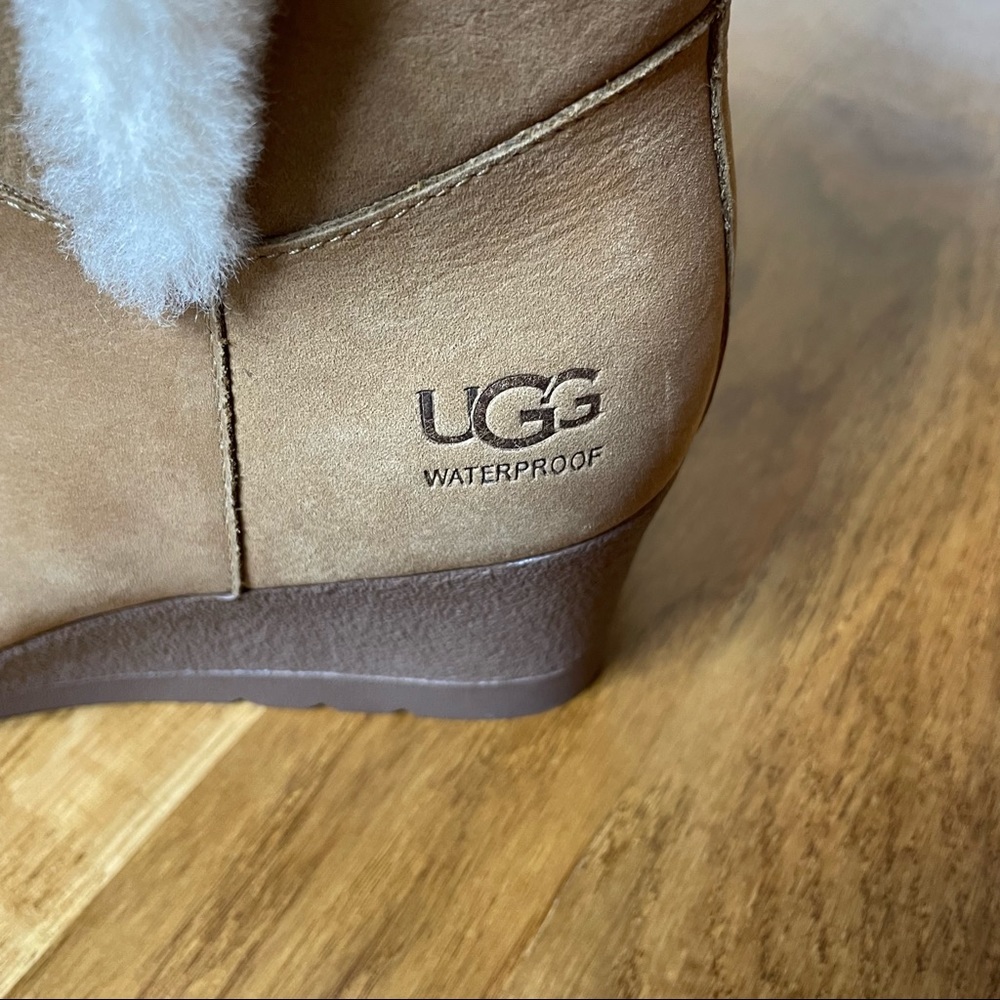 Ugg Devorah Wedge Ankle Boot - image 7